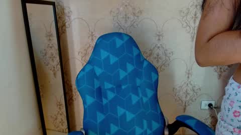 Snapshot of kaytlin_james chatting on 6, 3, 2026 K A I T L I N online show from 6, 3, 2026