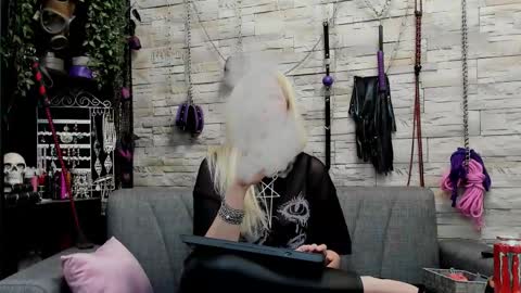 Snapshot of kaziaswart chatting on 6, 10, 2025 Miss Kazia online show from 6, 10, 2025