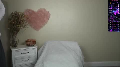 EliandKylie online show from 16, 2, 2025