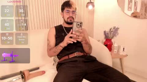 Alfred - INDEPENDIENT MODEL online show from 15, 6, 2026