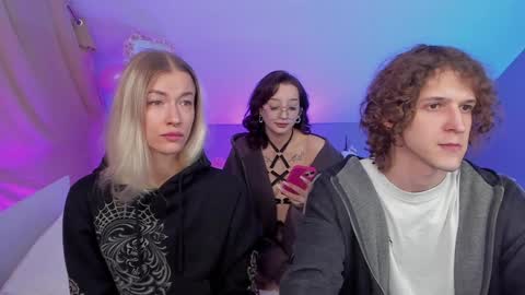 Seb Polly Roxy Jonny online show from 26, 1, 2025