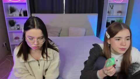 Seb Polly Roxy Jonny online show from 9, 2, 2025