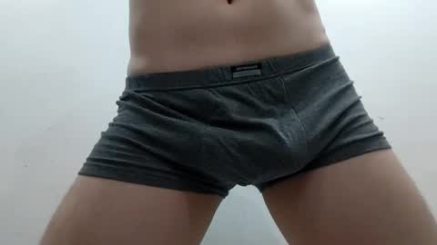 Snapshot of keepitsecret05 chatting on 27, 3, 2026 Eliot online show from 27, 3, 2026