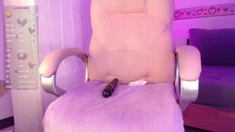 Snapshot of keily_gh1 chatting on 7, 2, 2025 KEILY online show from 7, 2, 2025