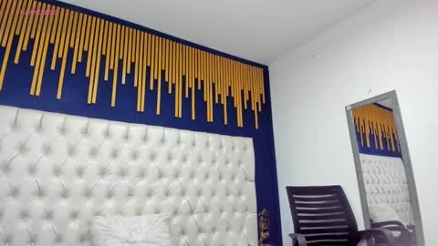 Keily Morgan online show from 4, 3, 2025