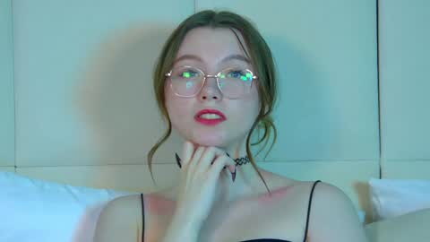 Keira online show from 22, 2, 2025