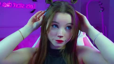 Keira online show from 23, 10, 2025