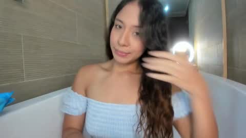 Snapshot of keiry_gonzalez11_aws chatting on 29, 10, 2025 keiry_gonzalez11_aws online show from 29, 10, 2025