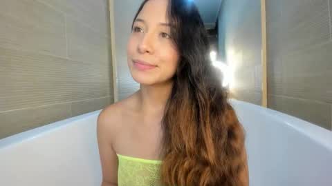 Snapshot of keiry_gonzalez23_aws chatting on 21, 10, 2025 keiry_gonzalez23_aws online show from 21, 10, 2025