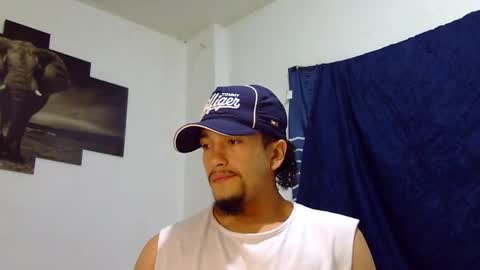 Snapshot of keivid_2303 chatting on 3, 2, 2025 david online show from 3, 2, 2025