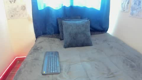 Keket online show from 19, 9, 2025