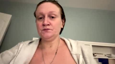 kellilyn10 online show from 7, 4, 2026