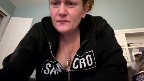 kellilyn10 online show from 13, 4, 2026