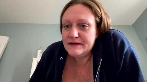 kellilyn10 online show from 18, 4, 2026