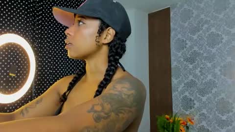 kelly__thomson online show from 28, 11, 2025