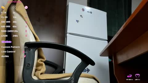 Snapshot of kelly_case18 chatting on 24, 1, 2025 KELLY online show from 24, 1, 2025