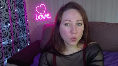 kellycrystall online show from 25, 3, 2026