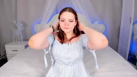 Kellyfiery online show from 25, 11, 2025