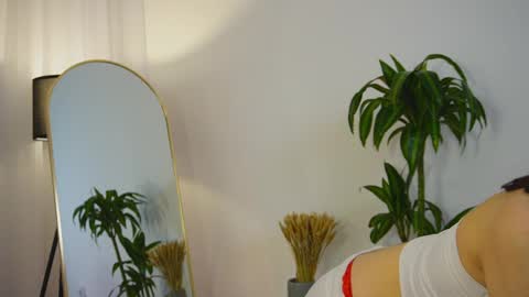 Kelly online show from 9, 3, 2025