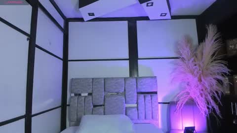 kellyMillian  online show from 16, 3, 2026