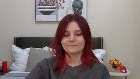 Kelly Stoneys online show from 9, 11, 2025