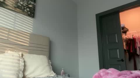 Snapshot of kelseyblu chatting on 4, 5, 2026 Kelsey Blu online show from 4, 5, 2026