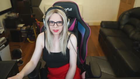 kelseycobalt online show from 1, 1, 2025