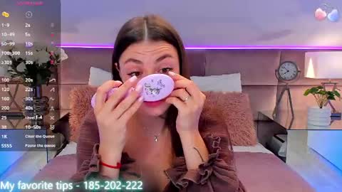 kelsi_di online show from 28, 7, 2026