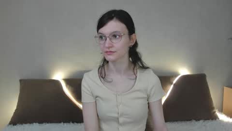 Kelsirabenold online show from 24, 3, 2026