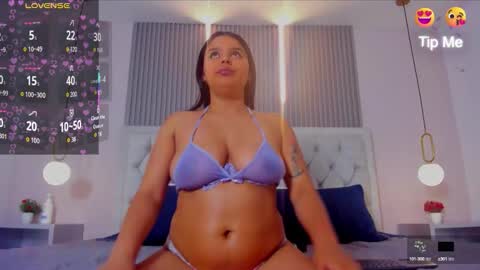 Snapshot of kelsy_monroy chatting on 8, 10, 2025 Kelsy online show from 8, 10, 2025