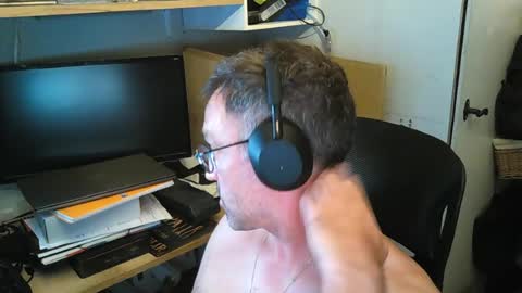 kelvin06133 online show from 27, 7, 2026