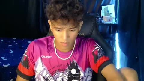 Snapshot of ken_bigcockxx chatting on 20, 4, 2026 Ken online show from 20, 4, 2026
