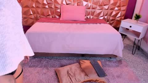 Snapshot of kendall23_ chatting on 12, 12, 2024 Kendall online show from 12, 12, 2024