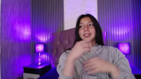 Snapshot of kendall_saenz chatting on 24, 1, 2025 kendall_saenz online show from 24, 1, 2025