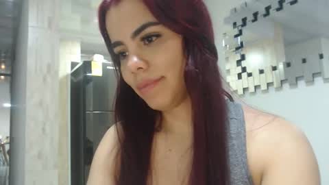 Snapshot of kendallsweetxx chatting on 21, 4, 2026 Kendall online show from 21, 4, 2026