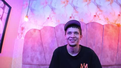 Kendall and Taylor online show from 15, 10, 2025