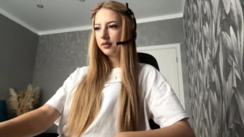 Snapshot of kendastuckmeyer chatting on 9, 10, 2025 Betty online show from 9, 10, 2025