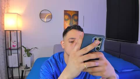 kendel_dimitri online show from 7, 6, 2026