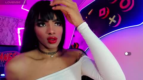 Kendra Bailey online show from 3, 2, 2025