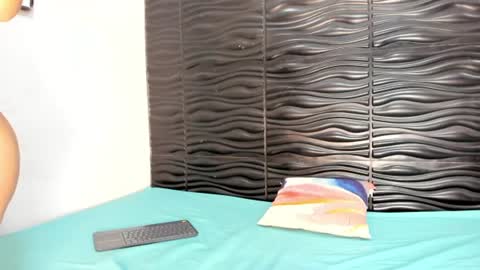 kendra_di_marco online show from 6, 8, 2026