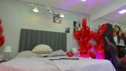 Kendra London online show from 20, 2, 2026