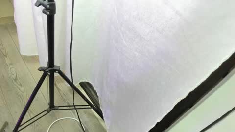 Kendra London online show from 30, 4, 2026
