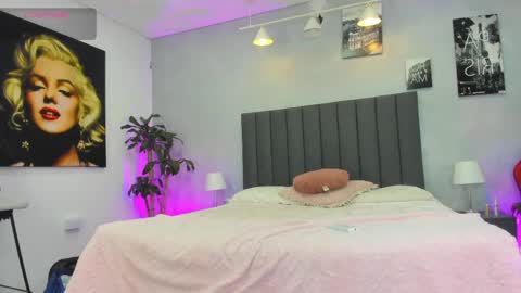 Kendra London online show from 26, 5, 2026