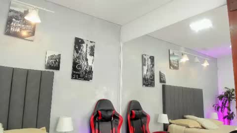 Kendra London online show from 10, 6, 2026
