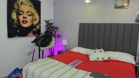 Kendra London online show from 10, 7, 2026