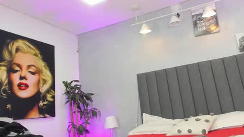Kendra London online show from 21, 7, 2026