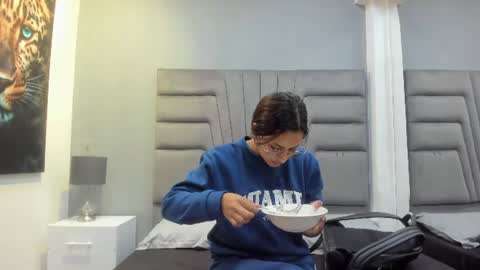 Kendra London online show from 27, 7, 2026