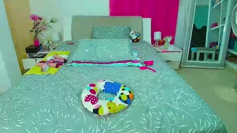 Snapshot of kendra_love31 chatting on 13, 2, 2026 kendra_love31 online show from 13, 2, 2026