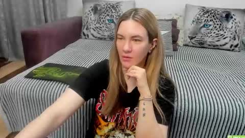 Snapshot of kendra_xx_ chatting on 25, 5, 2026 Kendra online show from 25, 5, 2026