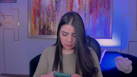 Snapshot of kendraclark_ chatting on 5, 3, 2026 K E N D R A online show from 5, 3, 2026